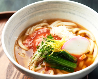 ロールキャベツと讃岐うどんでロールキャベツのあけぼのうどん