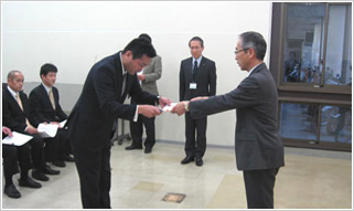 表彰式の様子