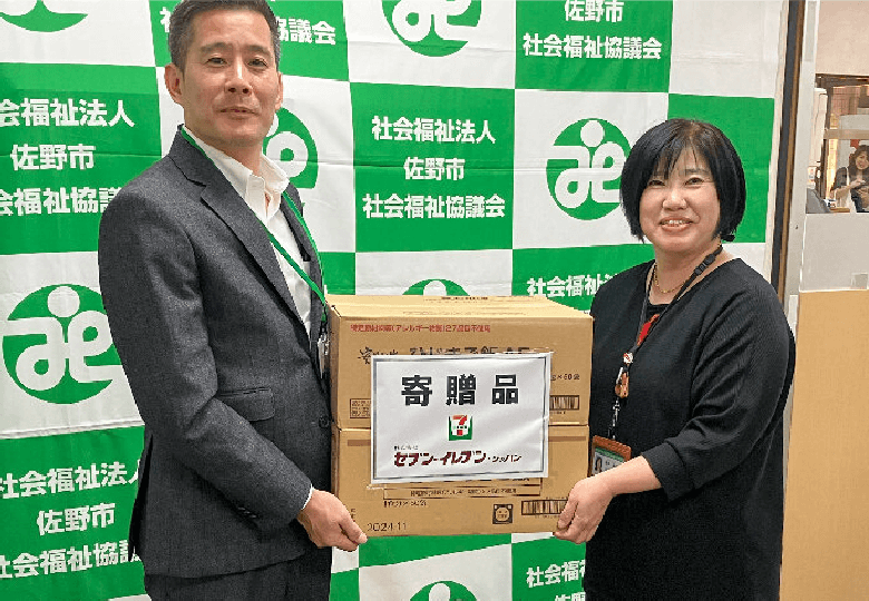 24年秋も全国31箇所でフードドライブ活動！ 合計3,600個以上の支援品をご提供いたしました