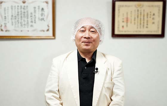 花島様のインタビューの様子