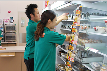 コンビニ経営者 コンビニオーナー の1日に密着 1店舗経営のオーナー編 フランチャイズで独立開業ならセブン イレブン