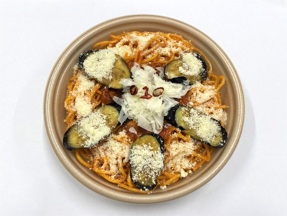 熊本市産ナスとチーズのトマトソースパスタ.png